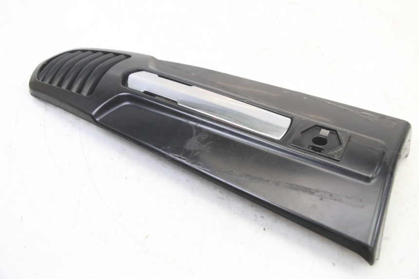 photo de FRONT PANEL PIAGGIO VESPA S 2T 50 (2007 - 2014)