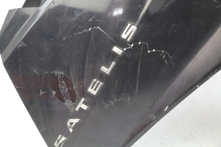 photo de FRONT PANEL PEUGEOT SATELIS COMPRESSOR K15 125 (2006 - 2009)