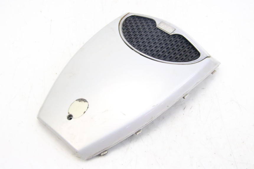 photo de UPPER FRONT PANEL APRILIA SCARABEO 4T 50 (2009 - 2017)