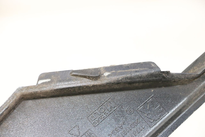 photo de UPPER FRONT FAIRING PEUGEOT CITYSTAR 50 (2013 - 2017)