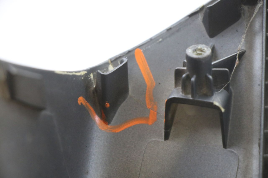 photo de UPPER FRONT FAIRING PEUGEOT SATELIS 125 (2013 - 2018)