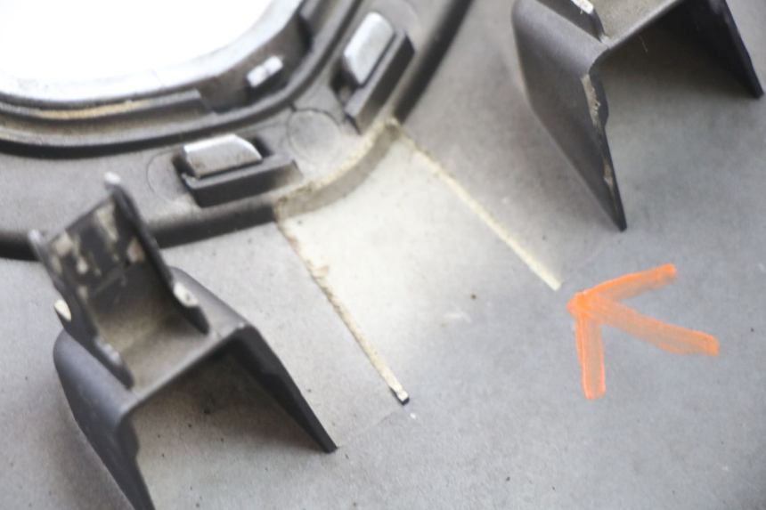 photo de UPPER FRONT FAIRING PEUGEOT SATELIS 125 (2013 - 2018)