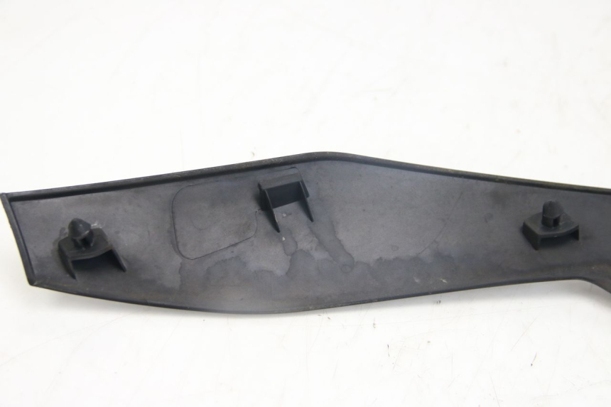 photo de UPPER FRONT PANEL PIAGGIO MP3 125 (2006 - 2014)