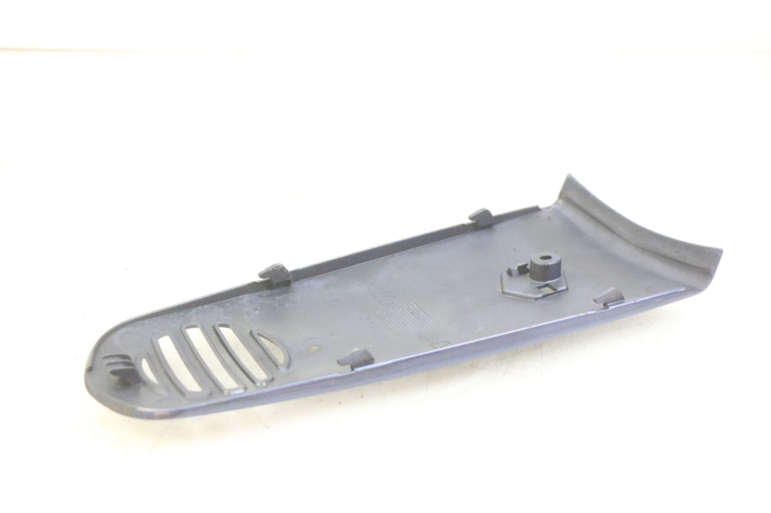 photo de UPPER FRONT PANEL PIAGGIO VESPA GRANTURISMO 125 (2003 - 2007)