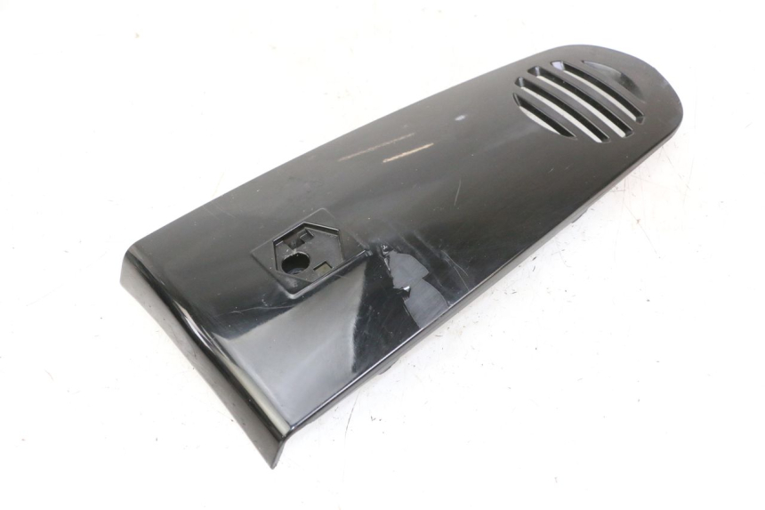 photo de UPPER FRONT FAIRING PIAGGIO VESPA GRANTURISMO 200 (2004 - 2005)