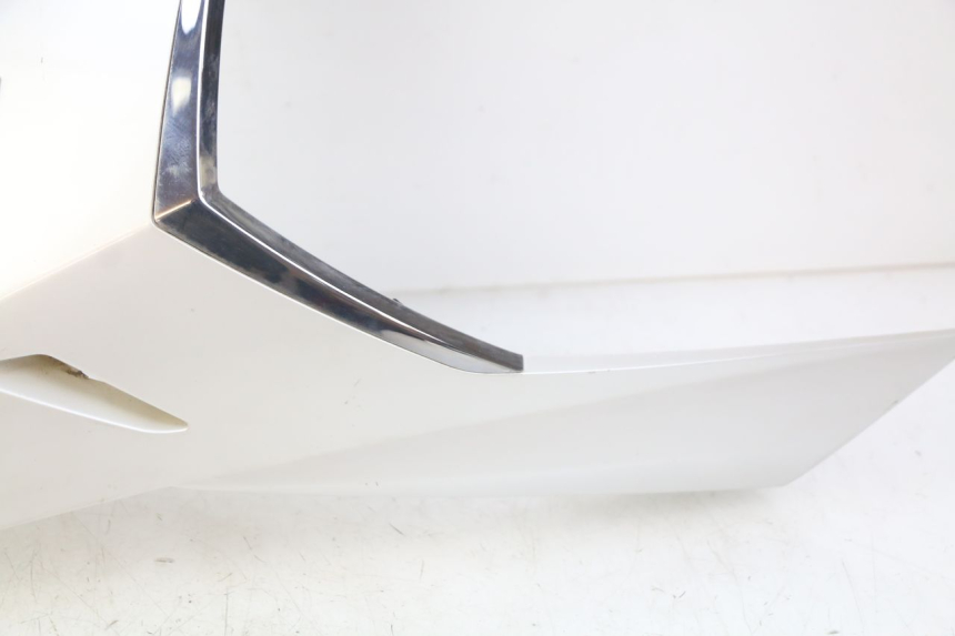 photo de UPPER FRONT PANEL PEUGEOT SATELIS 125 (2010 - 2012)