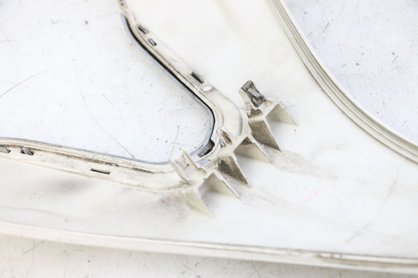 photo de UPPER FRONT PANEL PEUGEOT SATELIS 125 (2010 - 2012)