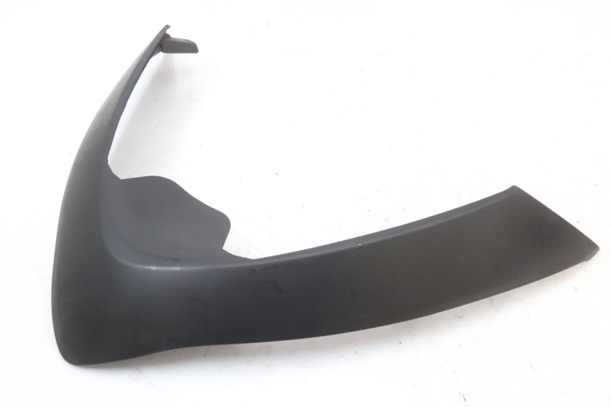 photo de UPPER FRONT FAIRING SUZUKI BURGMAN 125 (2007 - 2014)