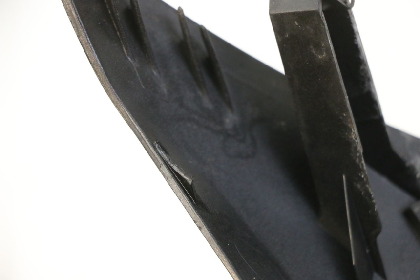 photo de UPPER FRONT FAIRING SUZUKI BURGMAN 125 (2015 - 2017)