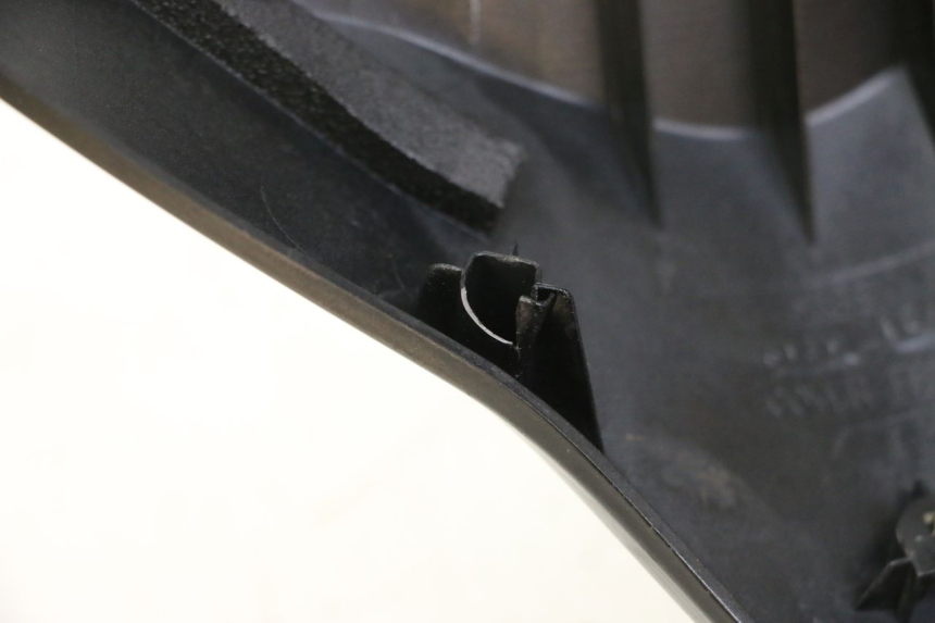 photo de UPPER FRONT FAIRING SUZUKI BURGMAN 125 (2015 - 2017)