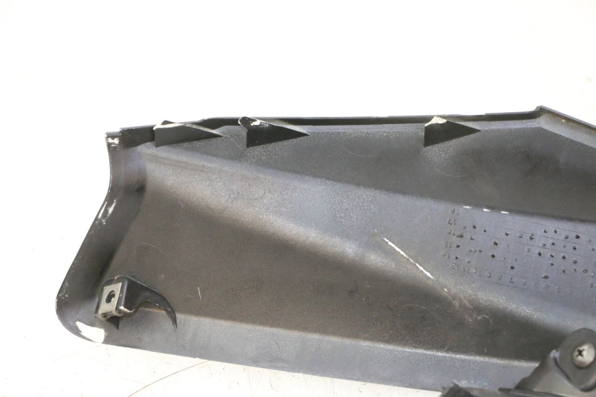 photo de UPPER FRONT FACE YAMAHA X-MAX XMAX 125 (2010 - 2014)