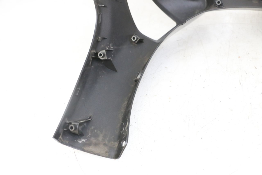 photo de FRONT FAIRING SUZUKI BURGMAN 125 (2018 - 2021)