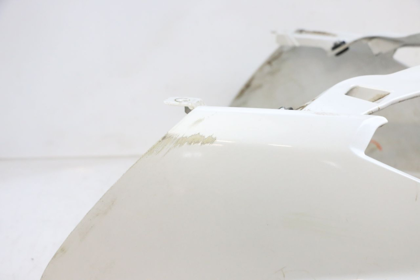 photo de FRONT FAIRING YAMAHA X-MAX XMAX 125 (2010 - 2013) - High-resolution close-up