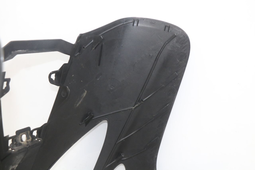 photo de FRONT FAIRING YAMAHA YP MAJESTY 125 (2007 - 2010)