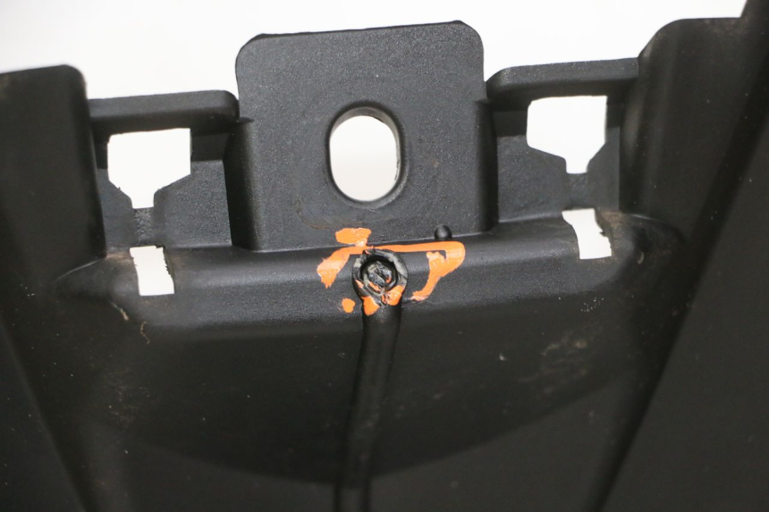 photo de FRONT FAIRING YAMAHA YP MAJESTY 125 (2007 - 2010)