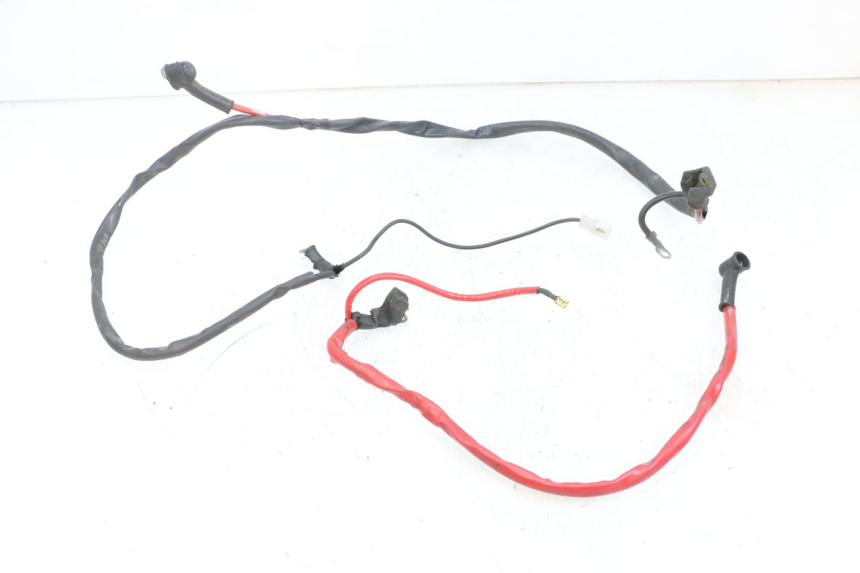 photo de BATTERY WIRING HARNESS YAMAHA YP MAJESTY 125 (2002 - 2006) - Fixing points details