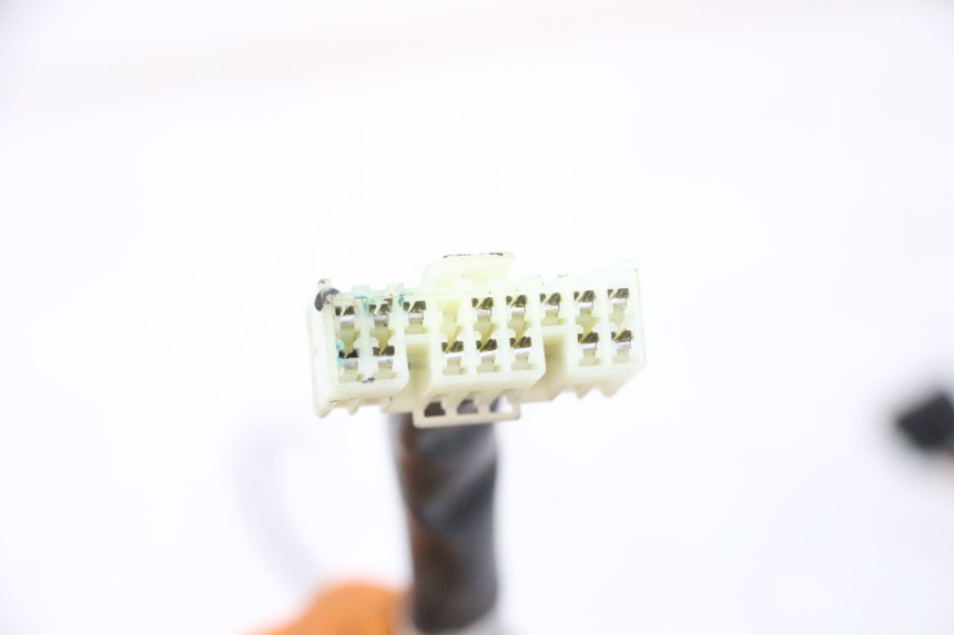 photo de SPEEDOMETER WIRE HARNESS SUZUKI GSXR GSX-R 1000 (2003 - 2004) - Zoom on usage condition