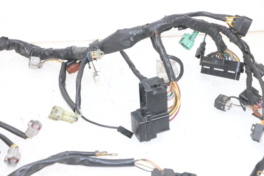 photo de WIRE HARNESS SUZUKI DL V STROM 1000 (2002 - 2007) - High-resolution close-up