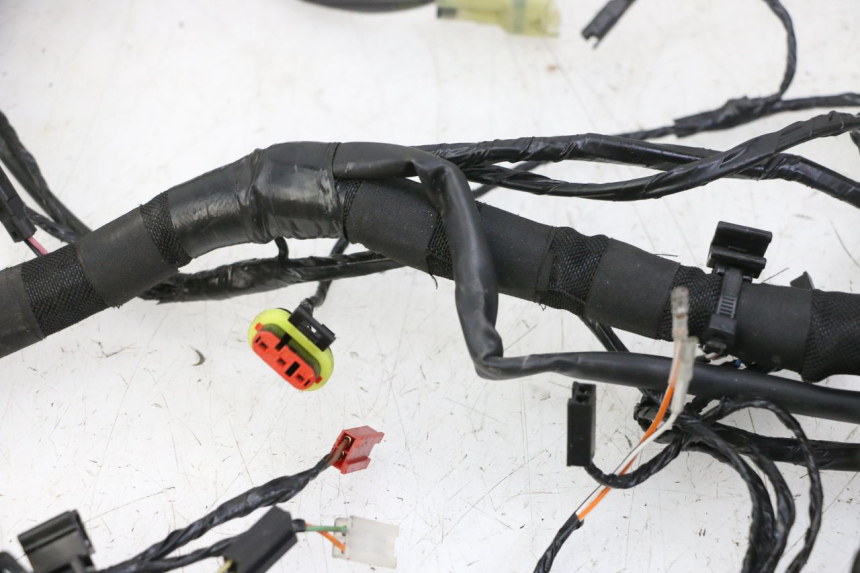 photo de WIRE HARNESS PIAGGIO MP3 HPE 310 (2024 - 2025)