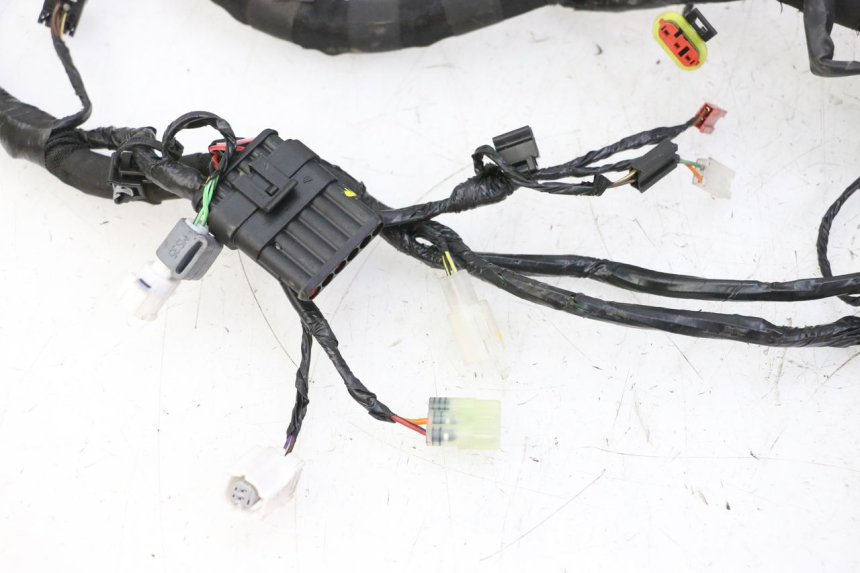 photo de WIRE HARNESS PIAGGIO MP3 HPE 310 (2024 - 2025)