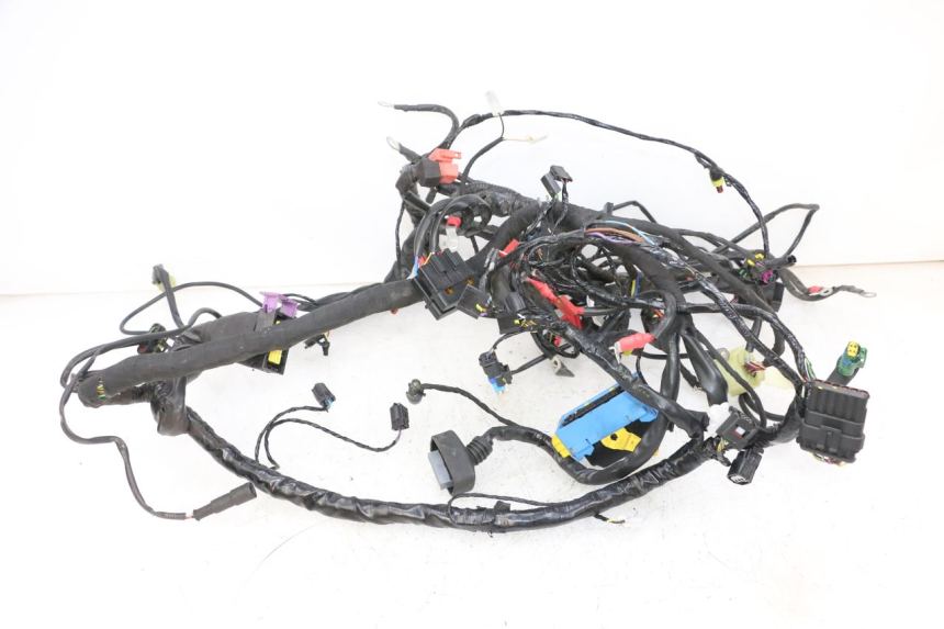 photo de WIRE HARNESS PIAGGIO MP3 HPE 300 (2019 - 2026) - Alternative perspective