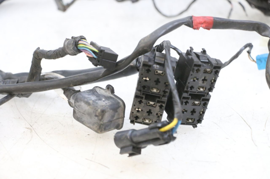 photo de WIRE HARNESS PIAGGIO MP3 RL 250 (2007 - 2010) - Additional view of the item