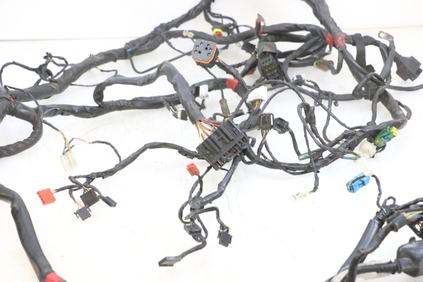 photo de WIRE HARNESS PIAGGIO MP3 RL 250 (2007 - 2010) - Markings and original references