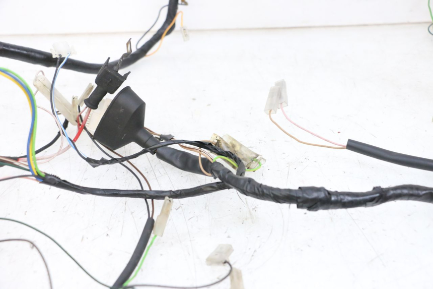 photo de WIRE HARNESS YAMAHA NEO'S NEOS 2T 50 (1998 - 2007) - Fixing points details
