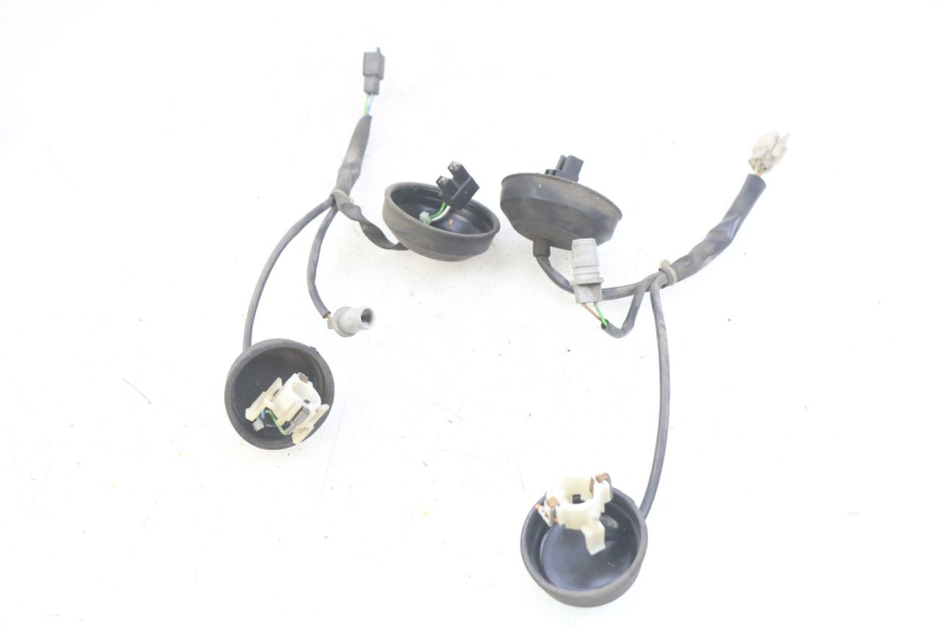 photo de HEADLIGHT WIRING HARNESS PEUGEOT SATELIS 125 (2006 - 2009)