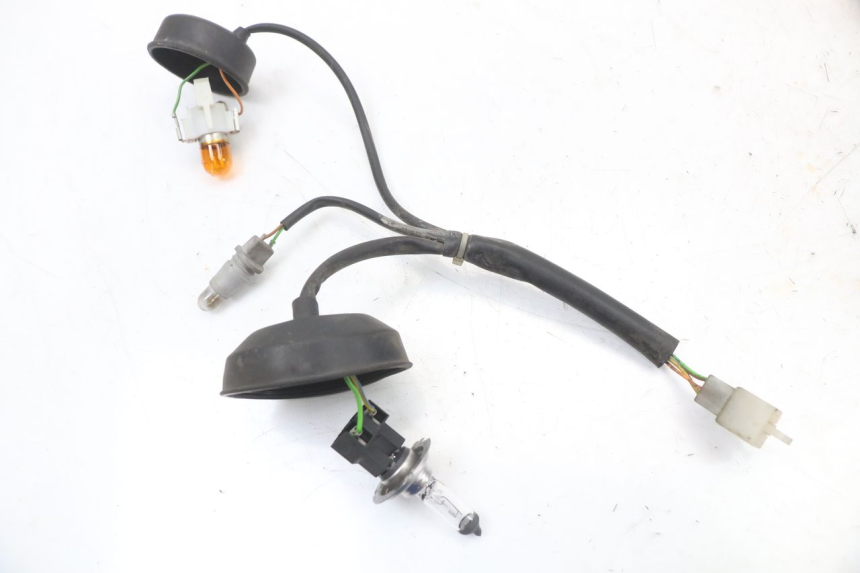 photo de HEADLIGHT HARNESS PEUGEOT SATELIS 125 (2010 - 2012)