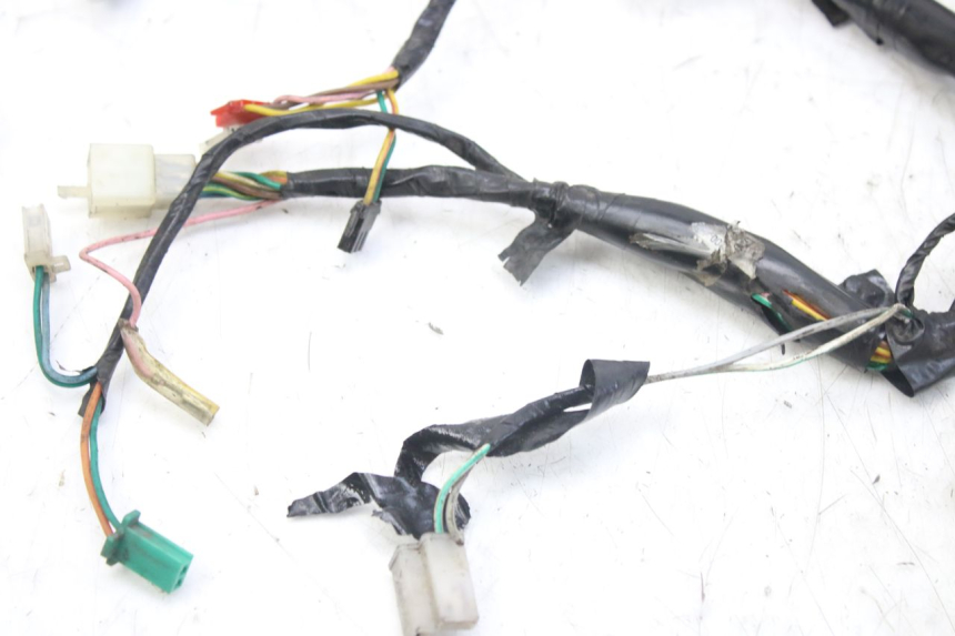 photo de HEADLIGHT HARNESS SYM FIDDLE 2 50 (2008 - 2013)