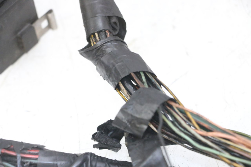 photo de WIRE HARNESS PEUGEOT SATELIS COMPRESSOR K15 125 (2006 - 2009)