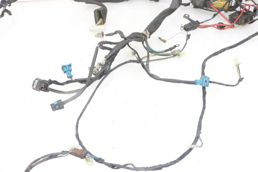 photo de WIRE HARNESS PEUGEOT SATELIS COMPRESSOR K15 125 (2006 - 2009)