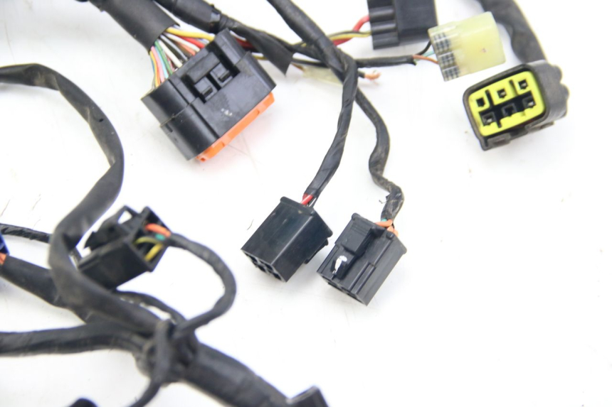 photo de WIRING HARNESS SUZUKI SIXTEEN 125 (2008 - 2010)