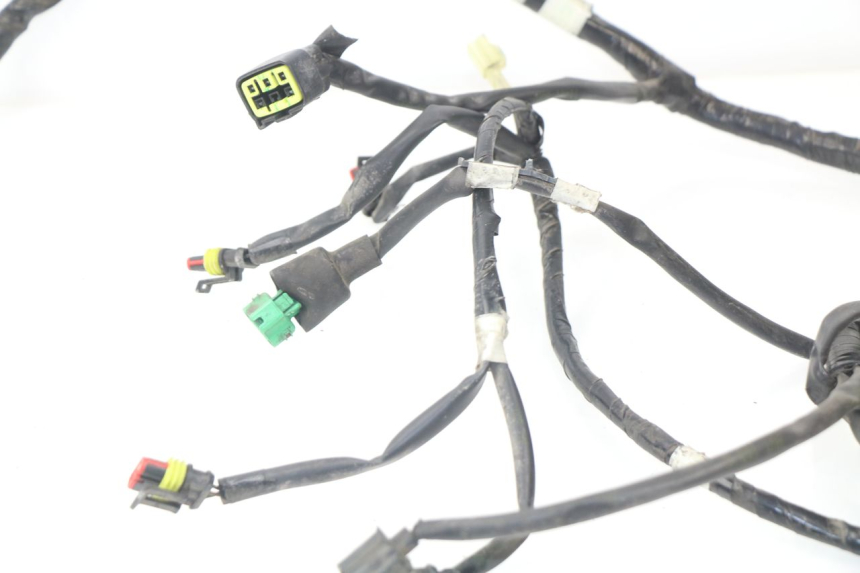 photo de WIRE HARNESS YAMAHA XMAX X-MAX ABS 125 (2014 - 2016) - Fixing points details