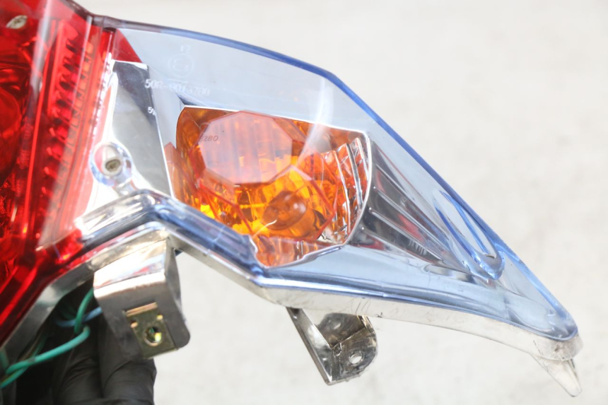 photo de REAR LIGHT KYMCO AGILITY NAKED RENOUVO 2T 50 (2011 - 2018)