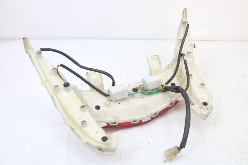 photo de REAR LIGHT PEUGEOT CITYSTAR 50 (2013 - 2017)