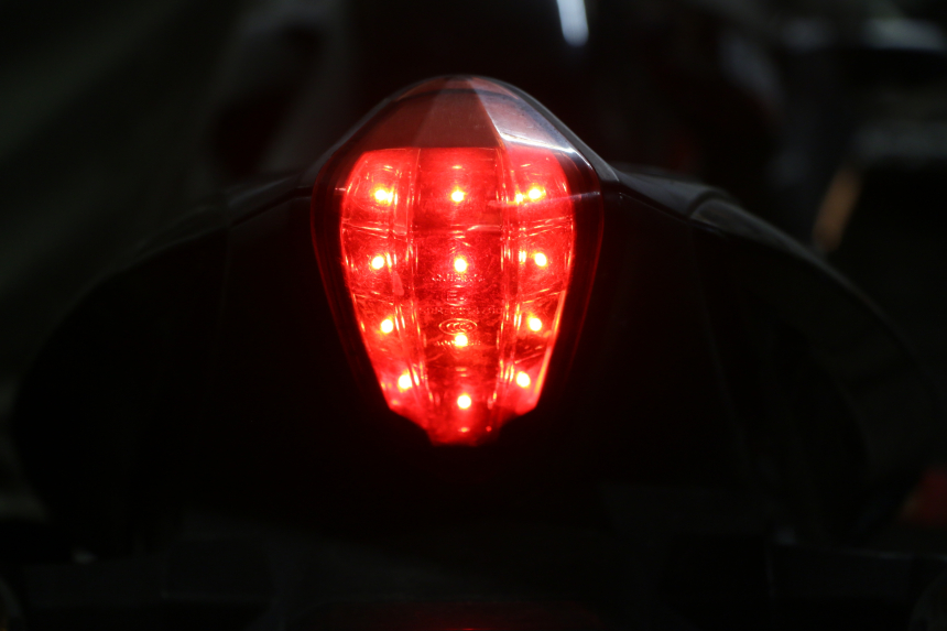 photo de TAIL LIGHT KSR CODE 125 (2018 - 2020) - Zoom on usage condition