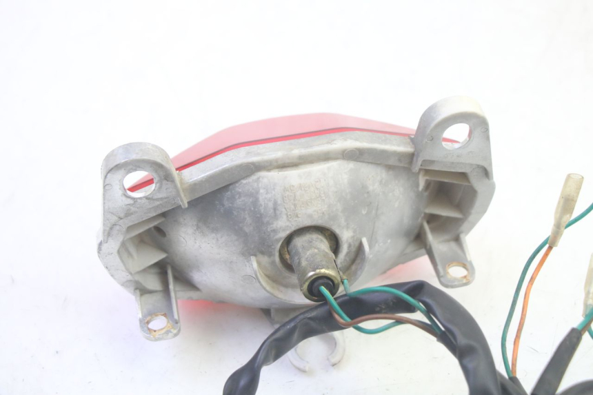 photo de REAR LIGHT SYM CROX 4T 50 (2016 - 2023) - Surface and material condition