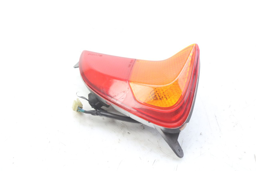 photo de RIGHT TAIL LIGHT HONDA FES PANTHEON 2T 125 (1998 - 2002)