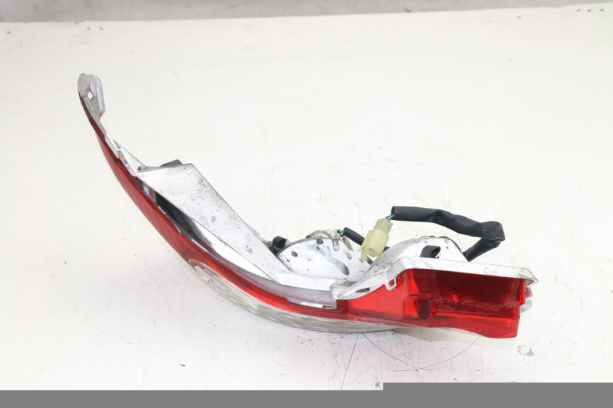 photo de RIGHT TAIL LIGHT HONDA FES S-WING SWING 125 (2007 - 2015)