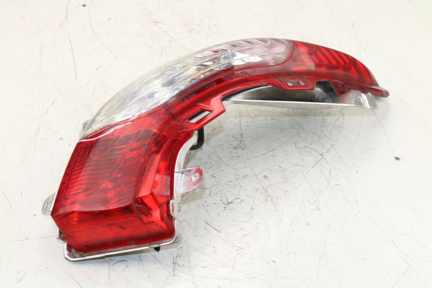 photo de RIGHT TAIL LIGHT HONDA FES S-WING SWING 125 (2007 - 2015)