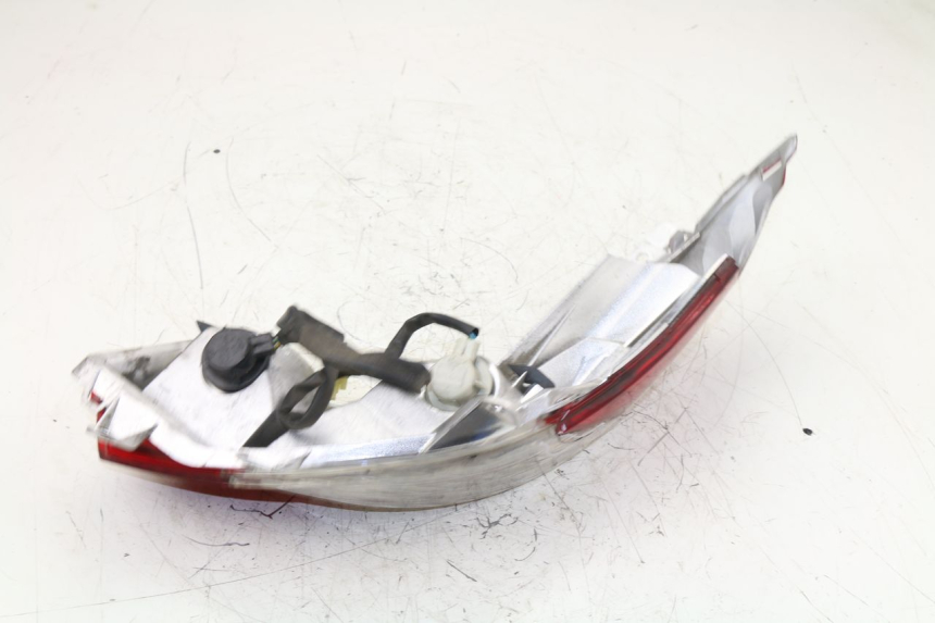 photo de RIGHT TAIL LIGHT HONDA FES S-WING SWING 125 (2007 - 2015)