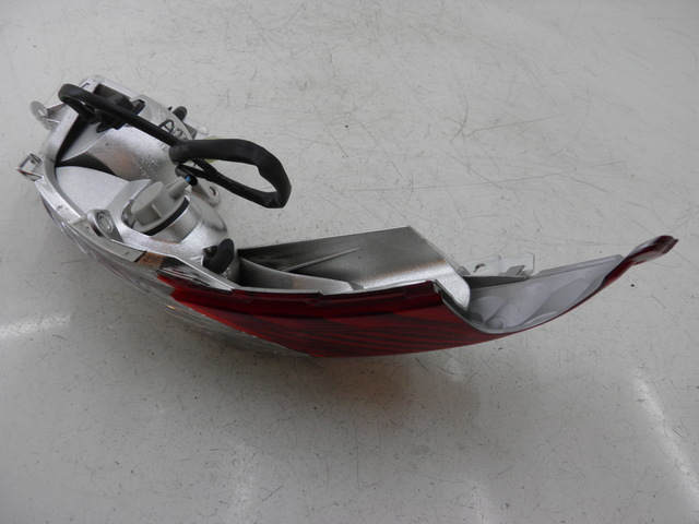 photo de RIGHT TAIL LIGHT HONDA FES S-WING SWING ABS 125 (2007 - 2015)