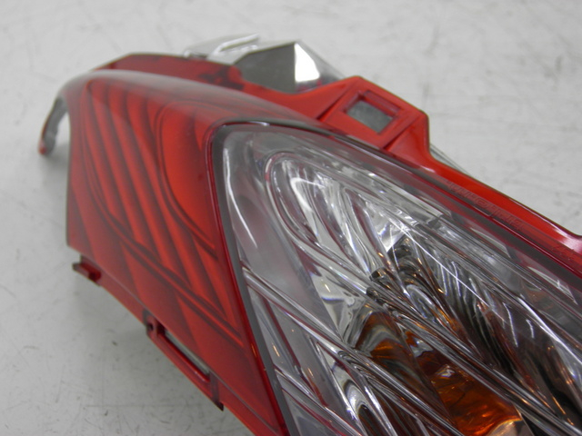 photo de RIGHT TAIL LIGHT HONDA FES S-WING SWING ABS 125 (2007 - 2015)