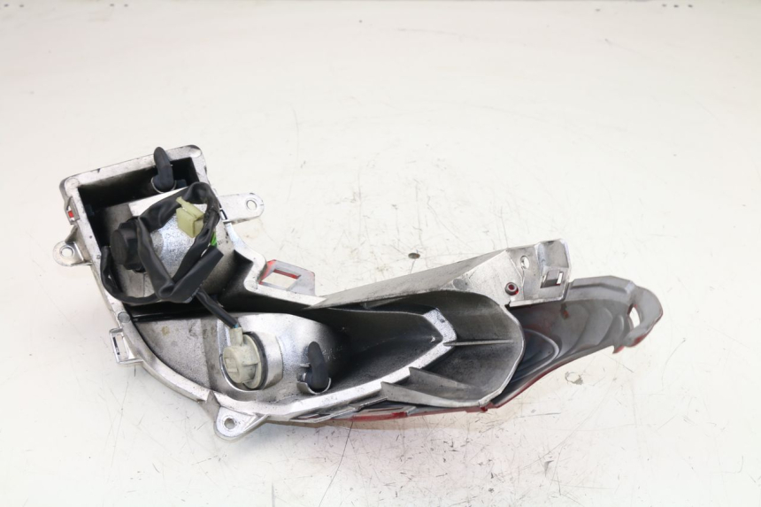 photo de RIGHT TAIL LIGHT HONDA FES S-WING SWING ABS 125 (2007 - 2015)