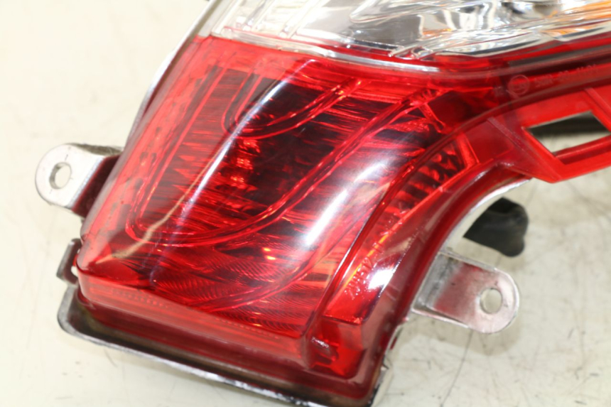 photo de RIGHT TAIL LIGHT HONDA FES S-WING SWING ABS 125 (2007 - 2015)