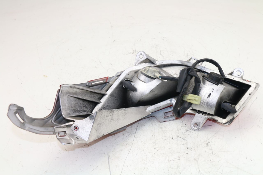 photo de RIGHT TAIL LIGHT HONDA FES S-WING SWING ABS 125 (2007 - 2015)