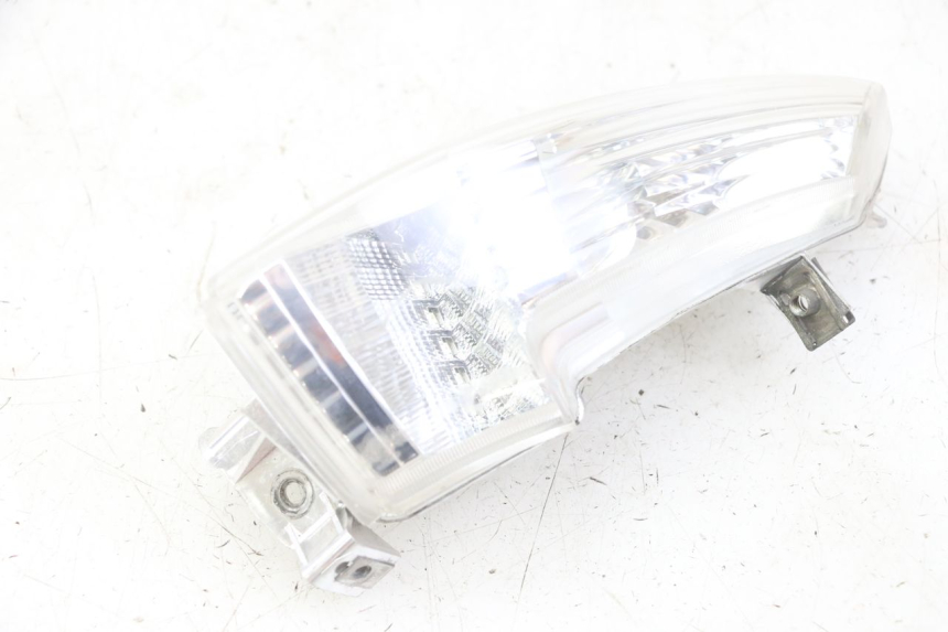 photo de RIGHT TAIL LIGHT PIAGGIO IE MP3 YOURBAN 300 (2011 - 2016)