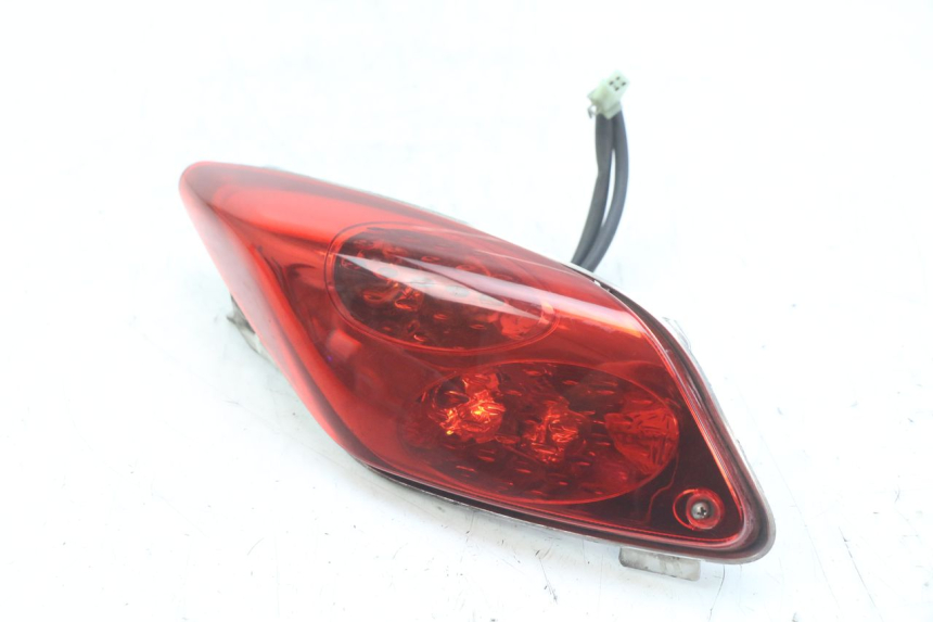 photo de RIGHT TAIL LIGHT MBK SKYCRUISER 125 (2006 - 2009)